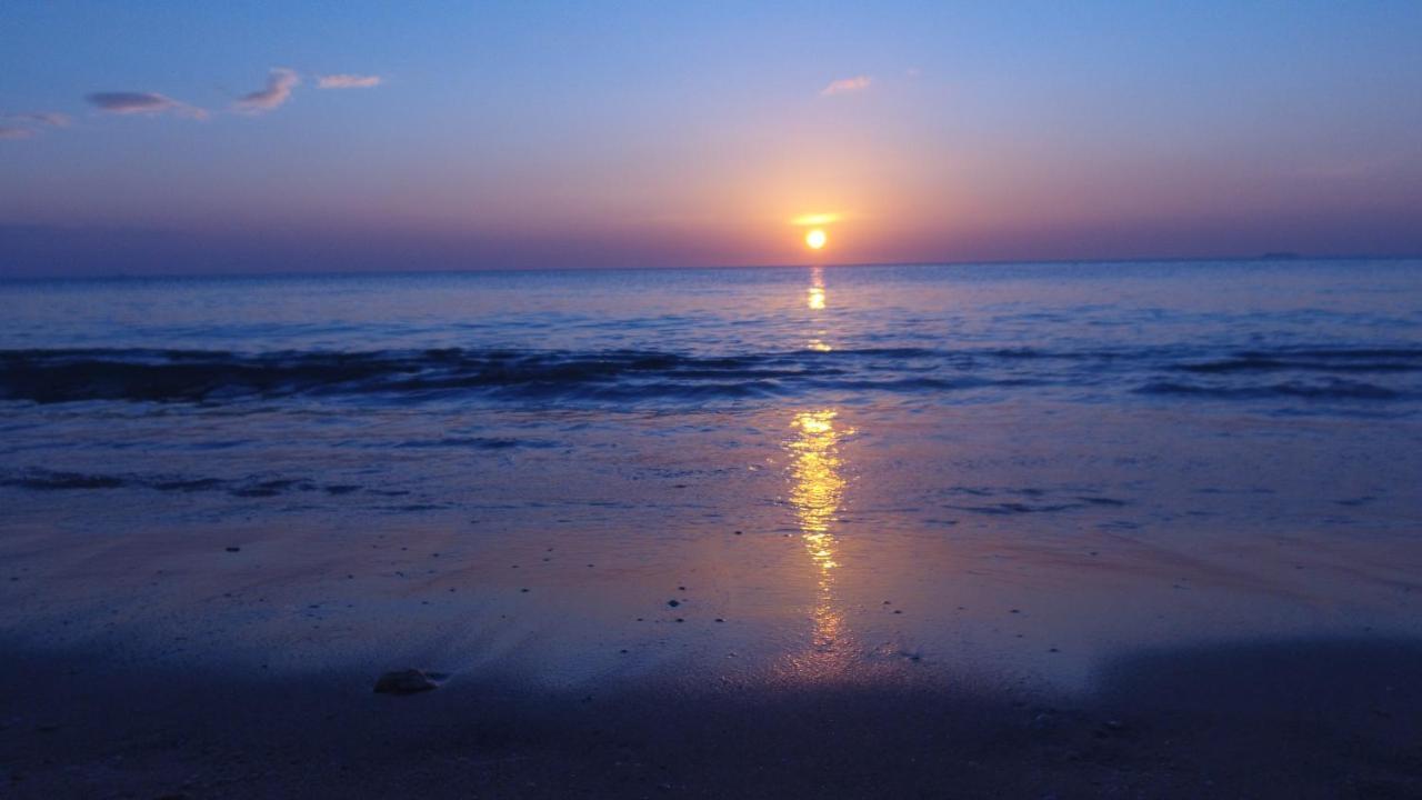 The Sun Long Beach Resort Ко-Ланта Екстер'єр фото